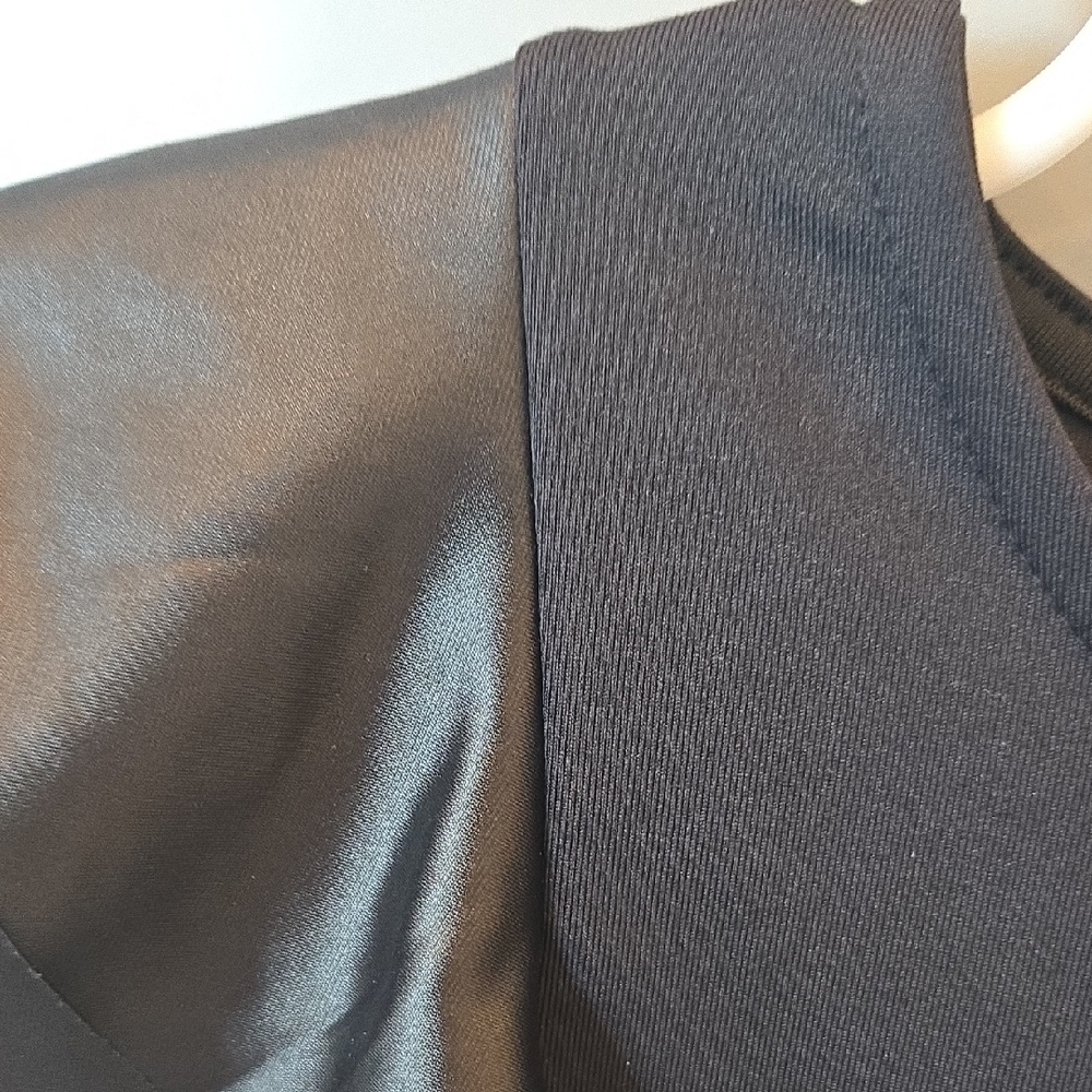 MIA Black Ruffle-Shoulder Top - Picture 3 of 4